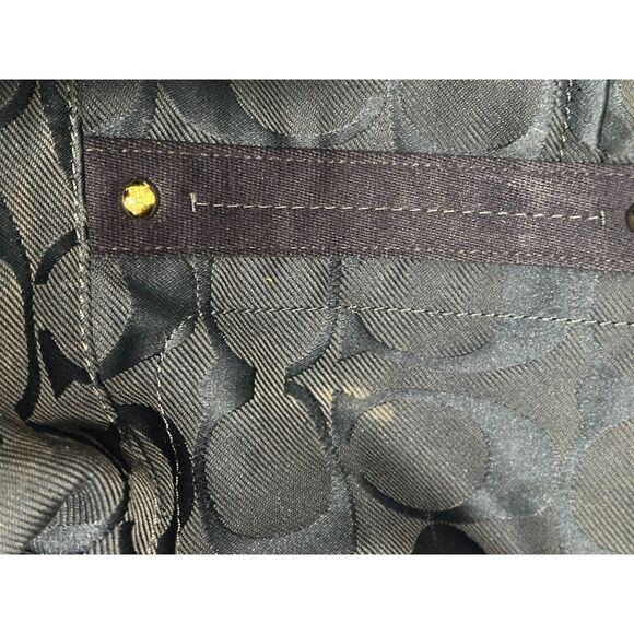 Coach Kyra Blue Monogram Daisy Signature Shoulder Bag with Daisy Charm GUC - Picture 3 of 10